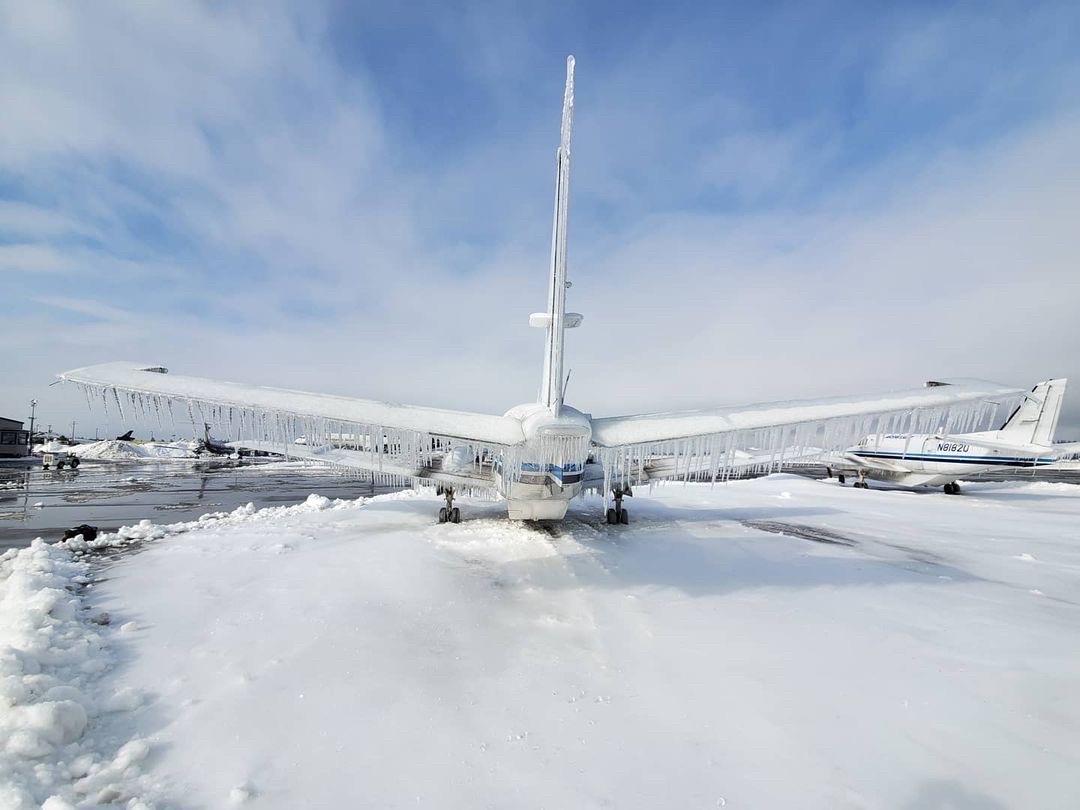 PDX Operations vs SJU Operations What’s your current weather situation like? Photos by: Captain Cody Berning at PDX and Captain Ricardo Beauchamp in St. Croix